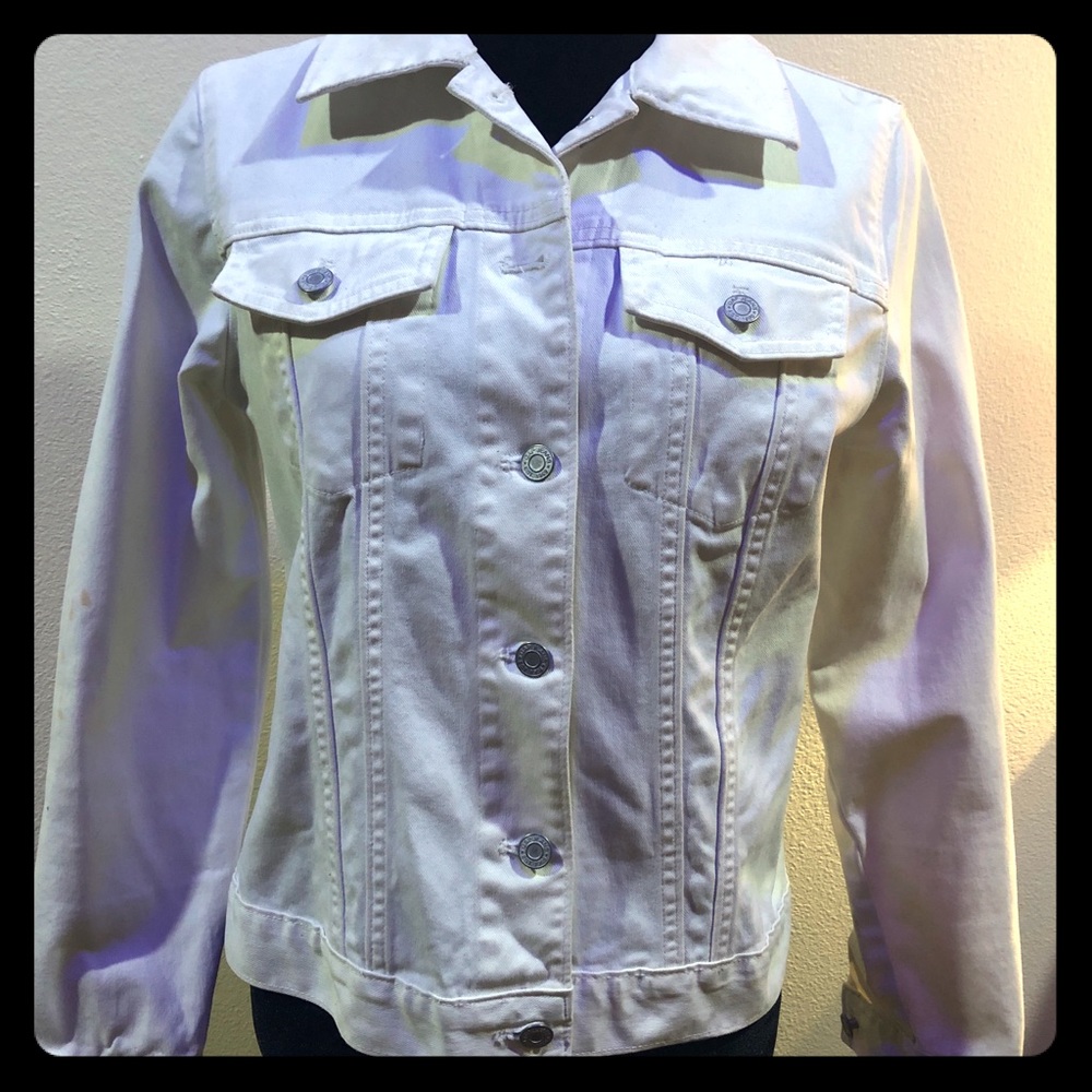 White Gap Jean Jacket